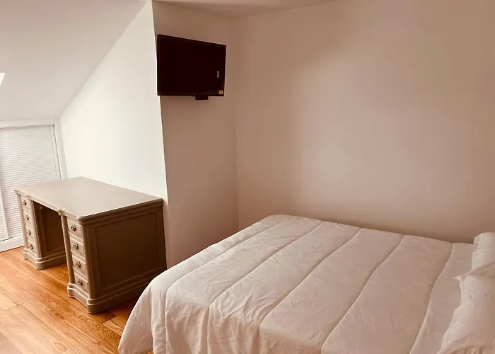 Clásica En Santiago A Casa De Palmira